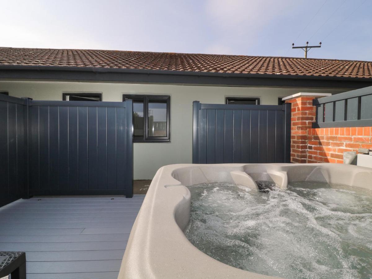 Chalet 2 Ganton Exterior photo